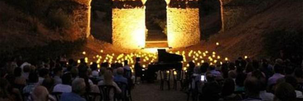 Foto descriptiva del evento: '1 Piano & 200 velas: Almuñécar'